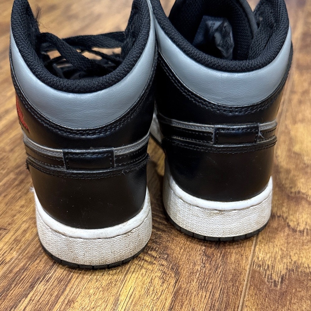 Jordan 1 - Picture 5 of 5